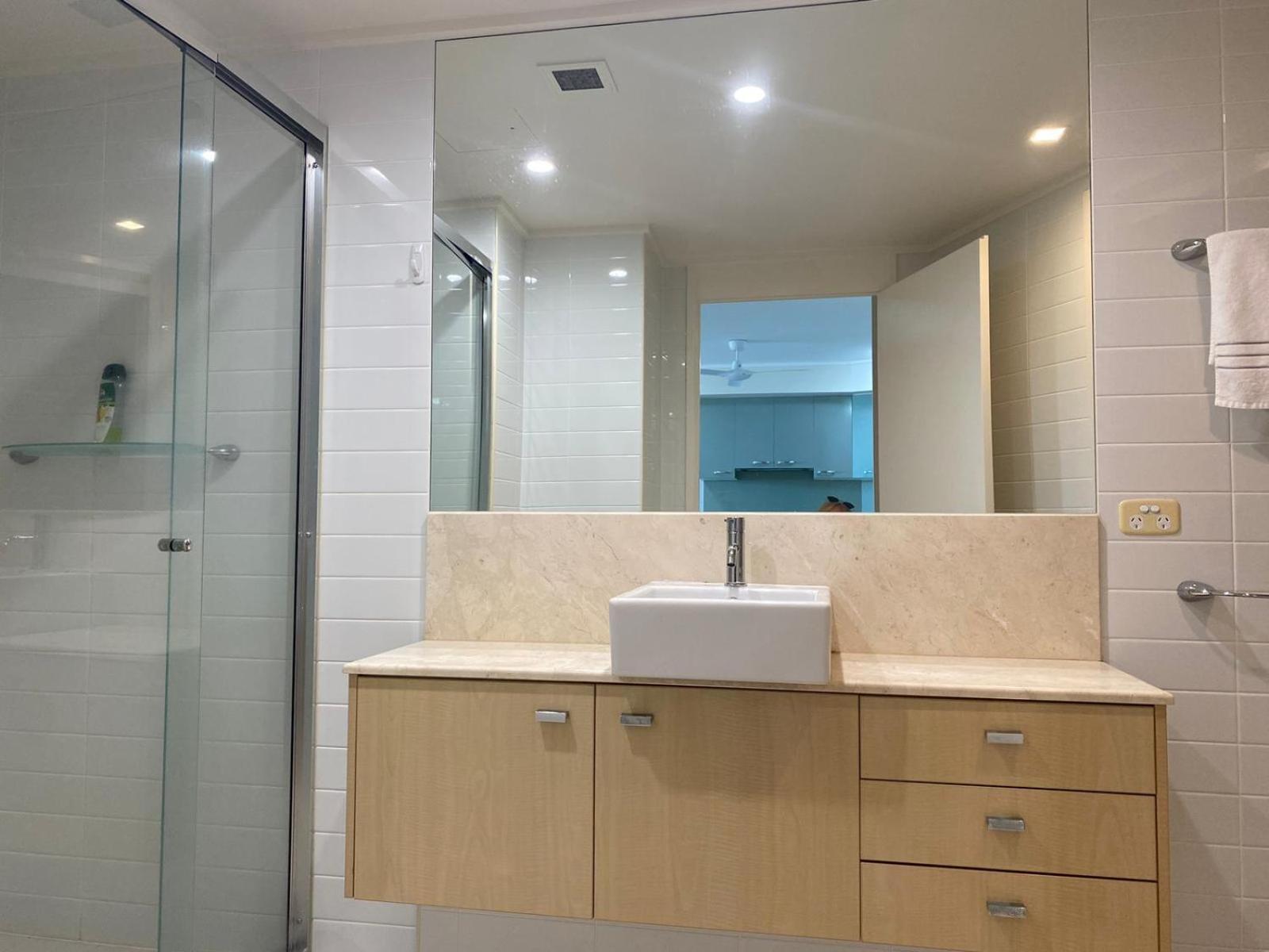 Apartment Watermark 105