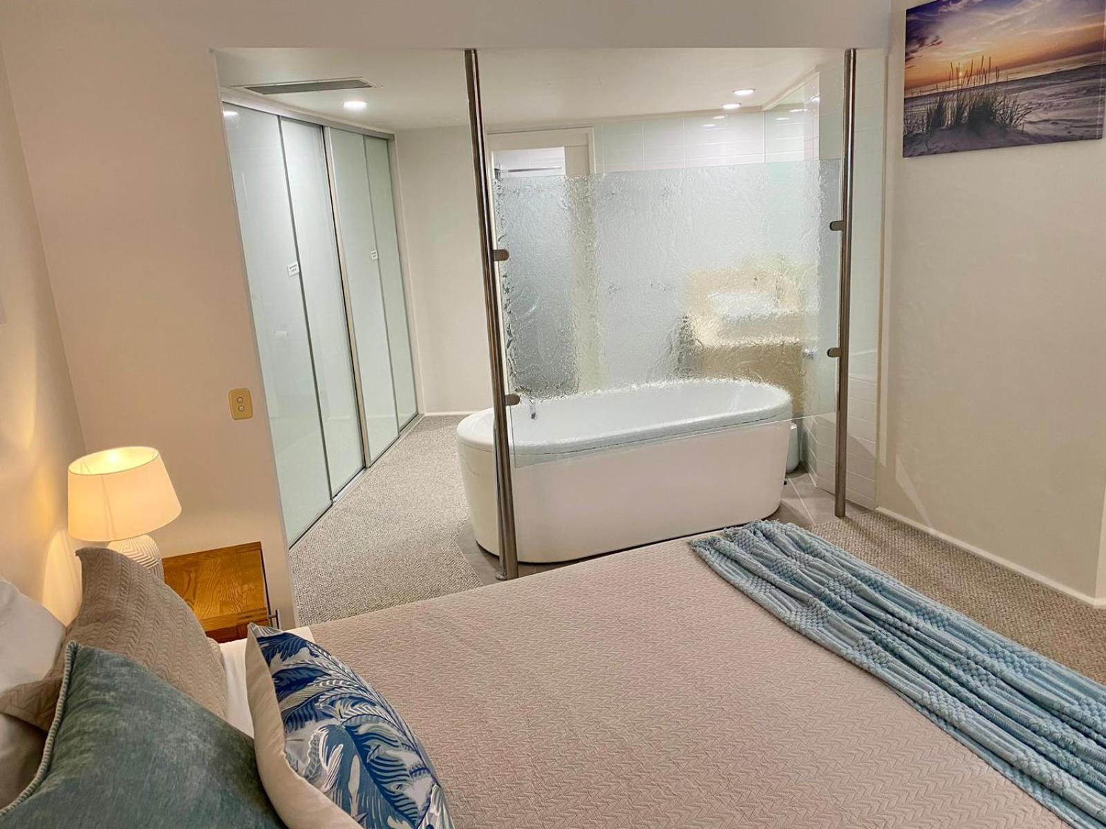 Apartment Watermark 105 *