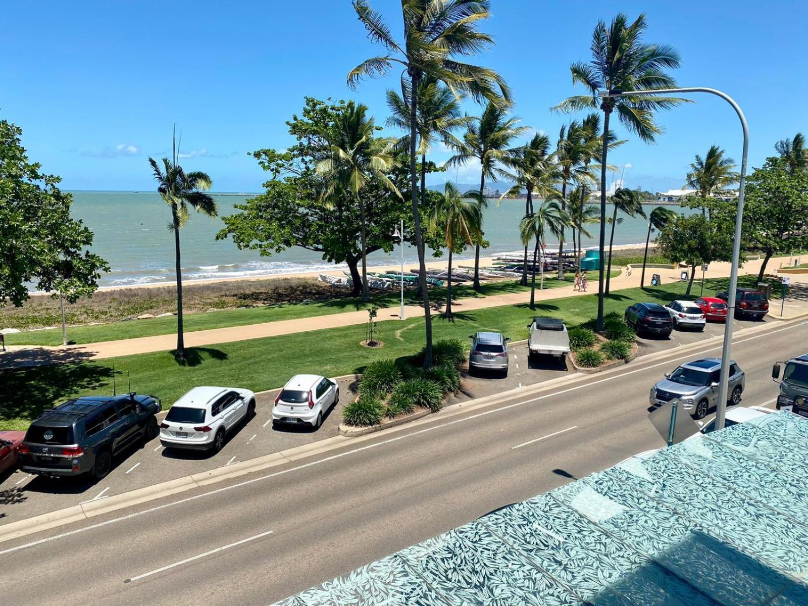 Apartment Watermark 105 Townsville