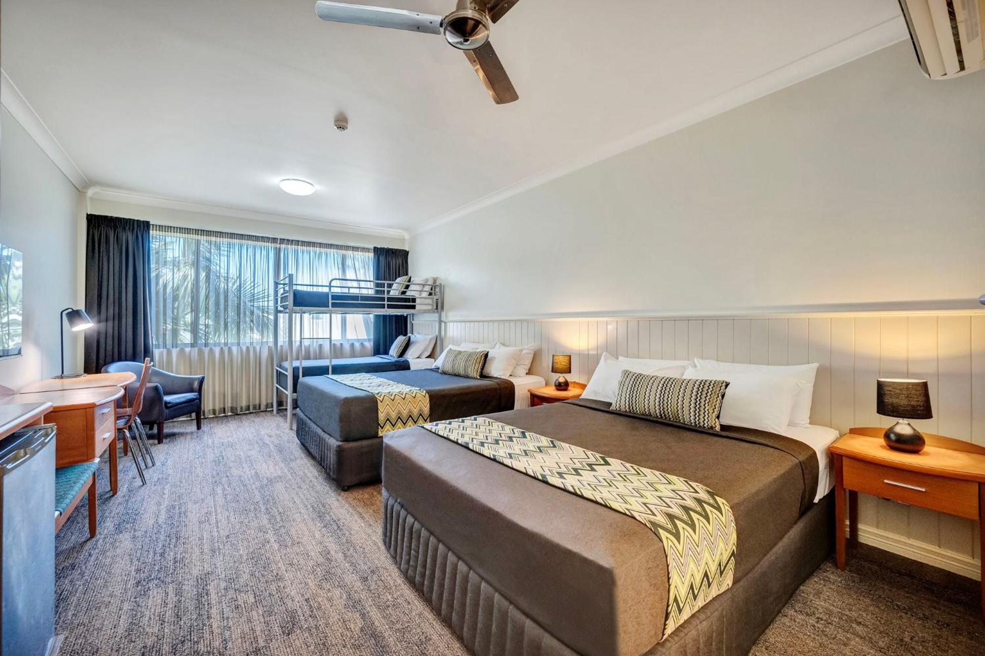 Motel Oasis Townsville, Surestay Collection By Bw 4*
