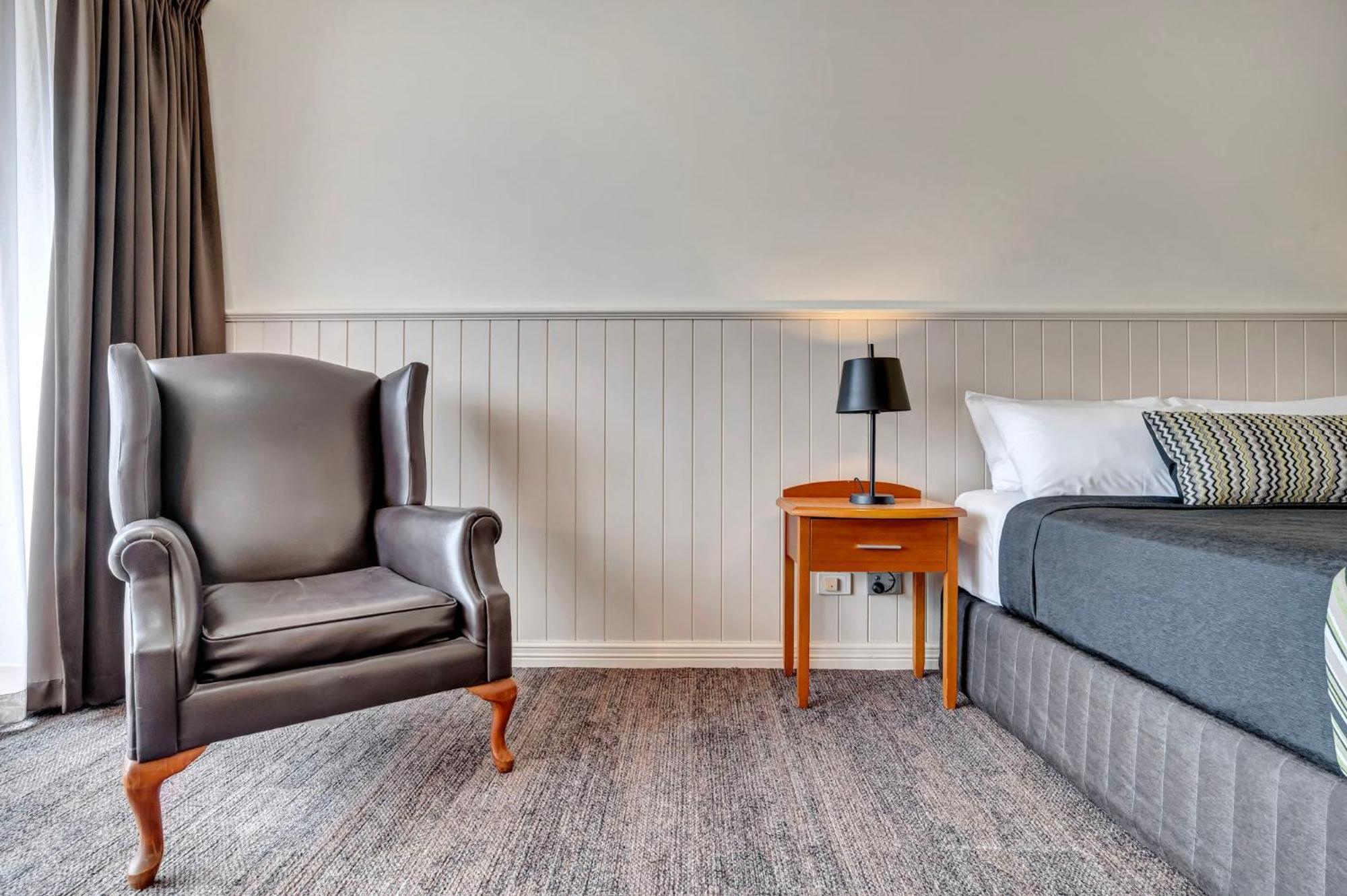 Oasis Townsville, Surestay Collection By Bw