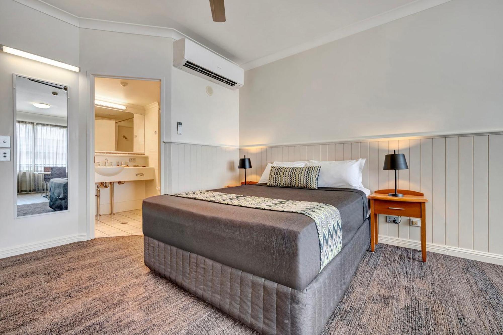 Oasis Townsville, Surestay Collection By Bw Motel