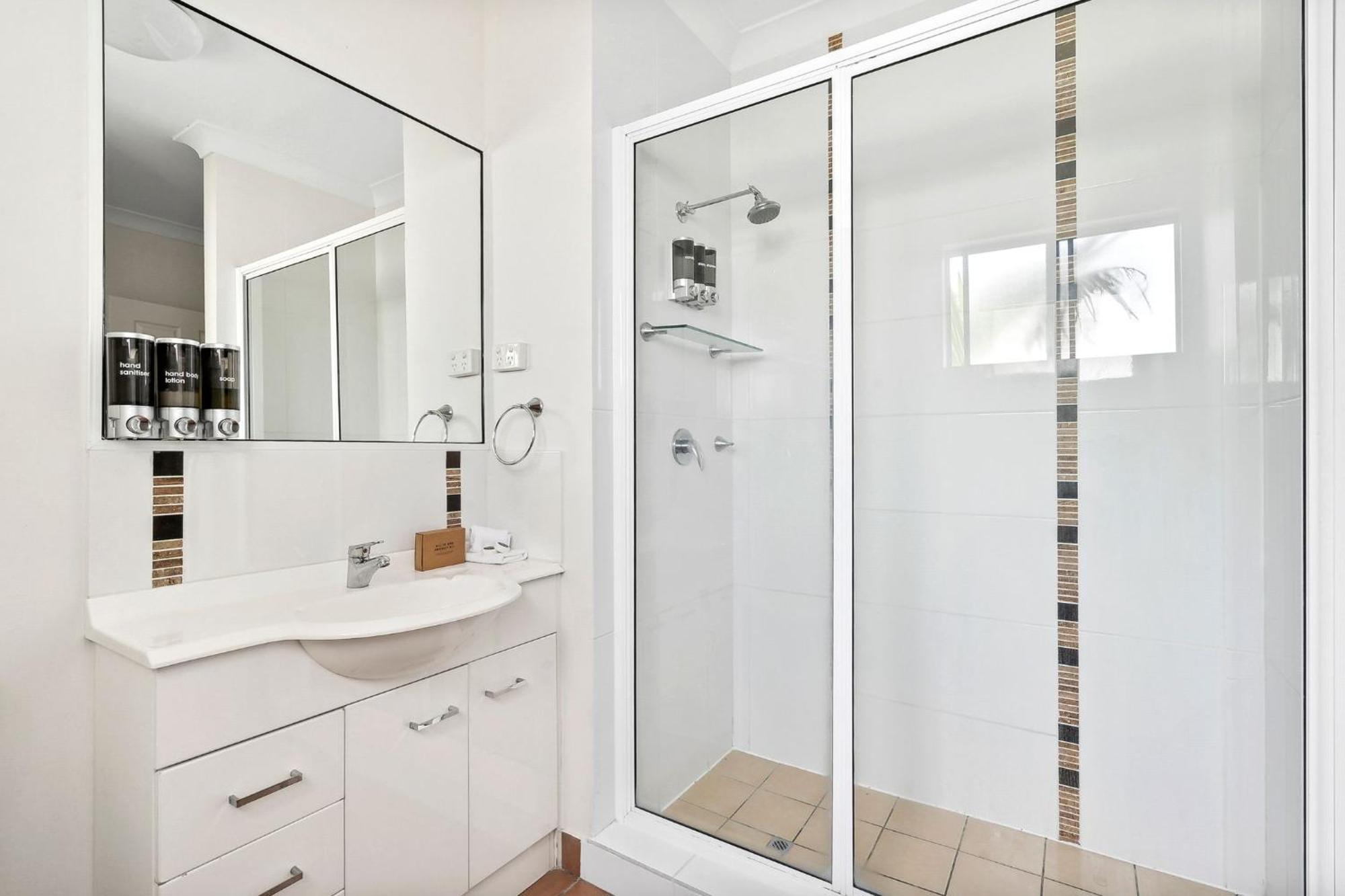 Park Regis Anchorage Hotel 4*
