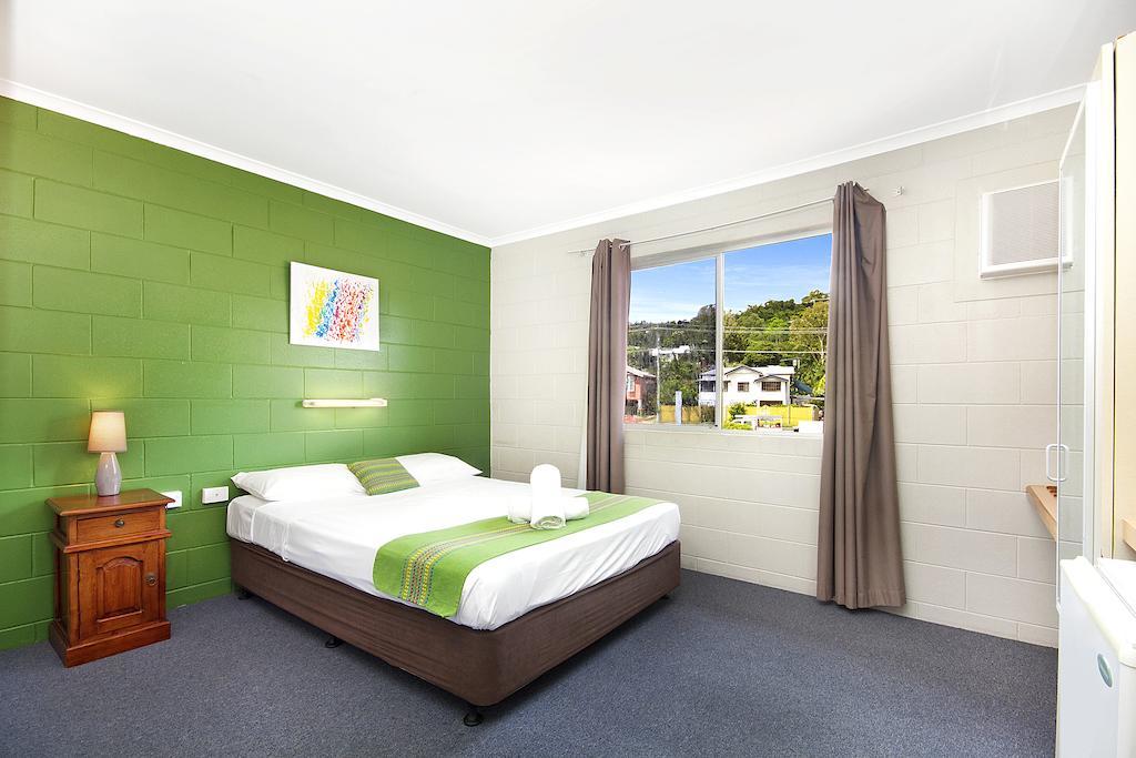 Castle Crest Townsville