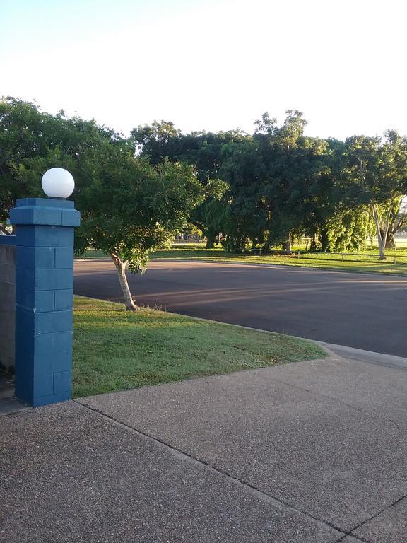 A Retreat, 2br - Reid Park -townsville