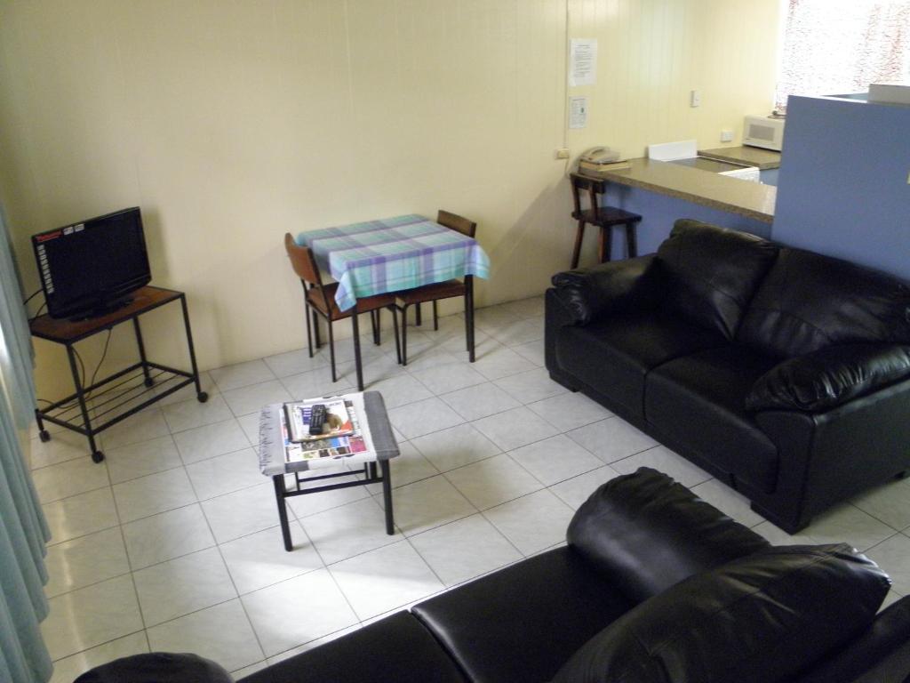 Seaside Aparthotel 3*