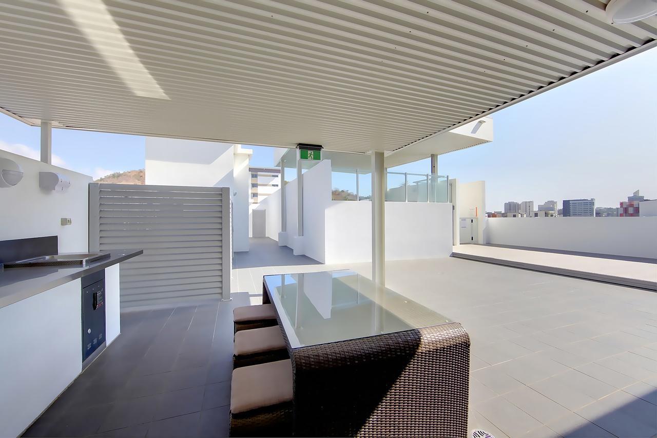 Holborn 4*