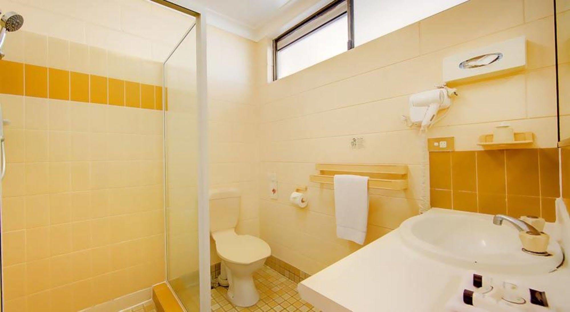 Motel Raintree 4*