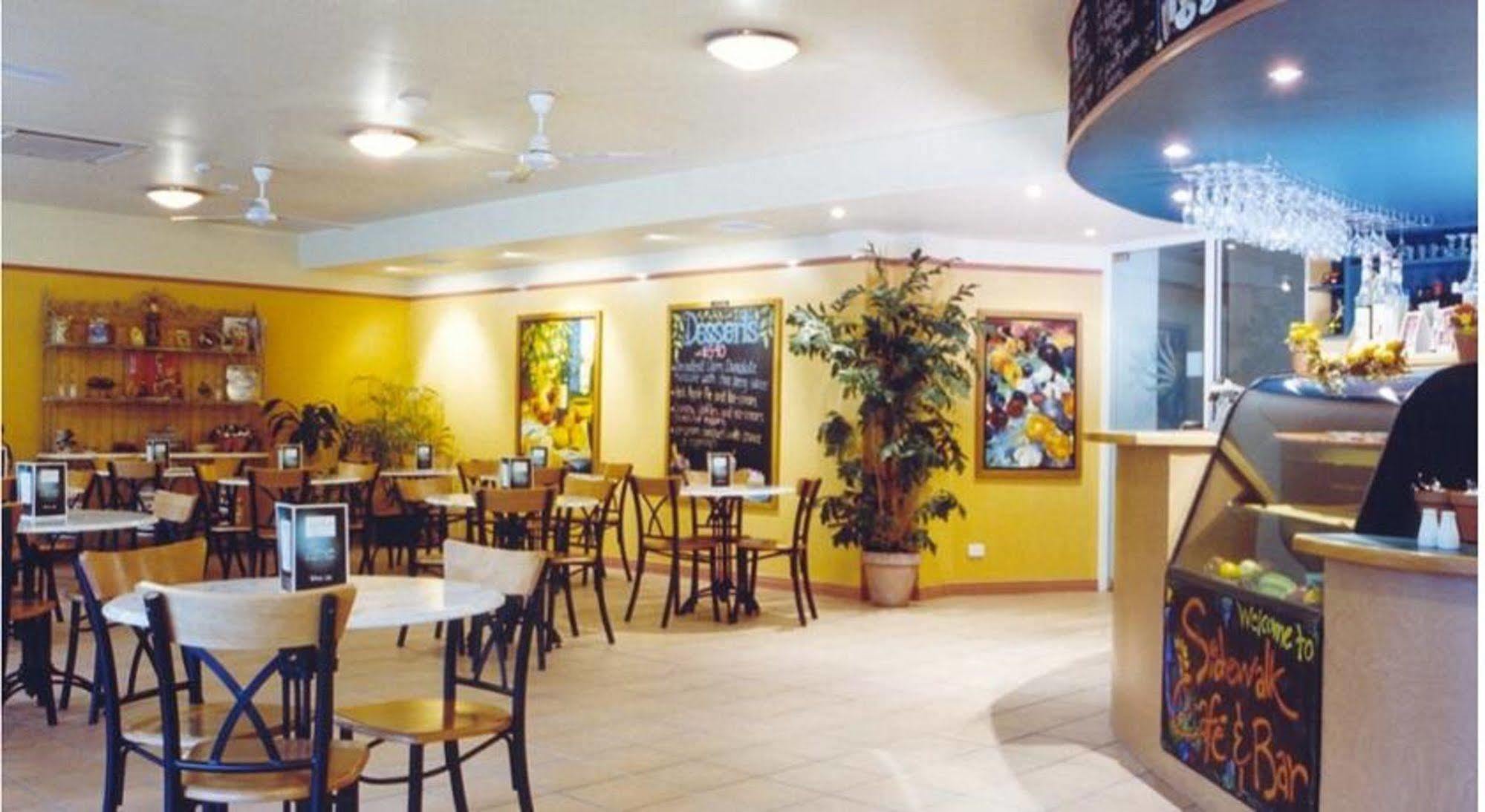 Oasis Townsville, Surestay Collection By Bw Motel
