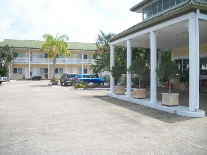 Colonial Rose 3* Townsville