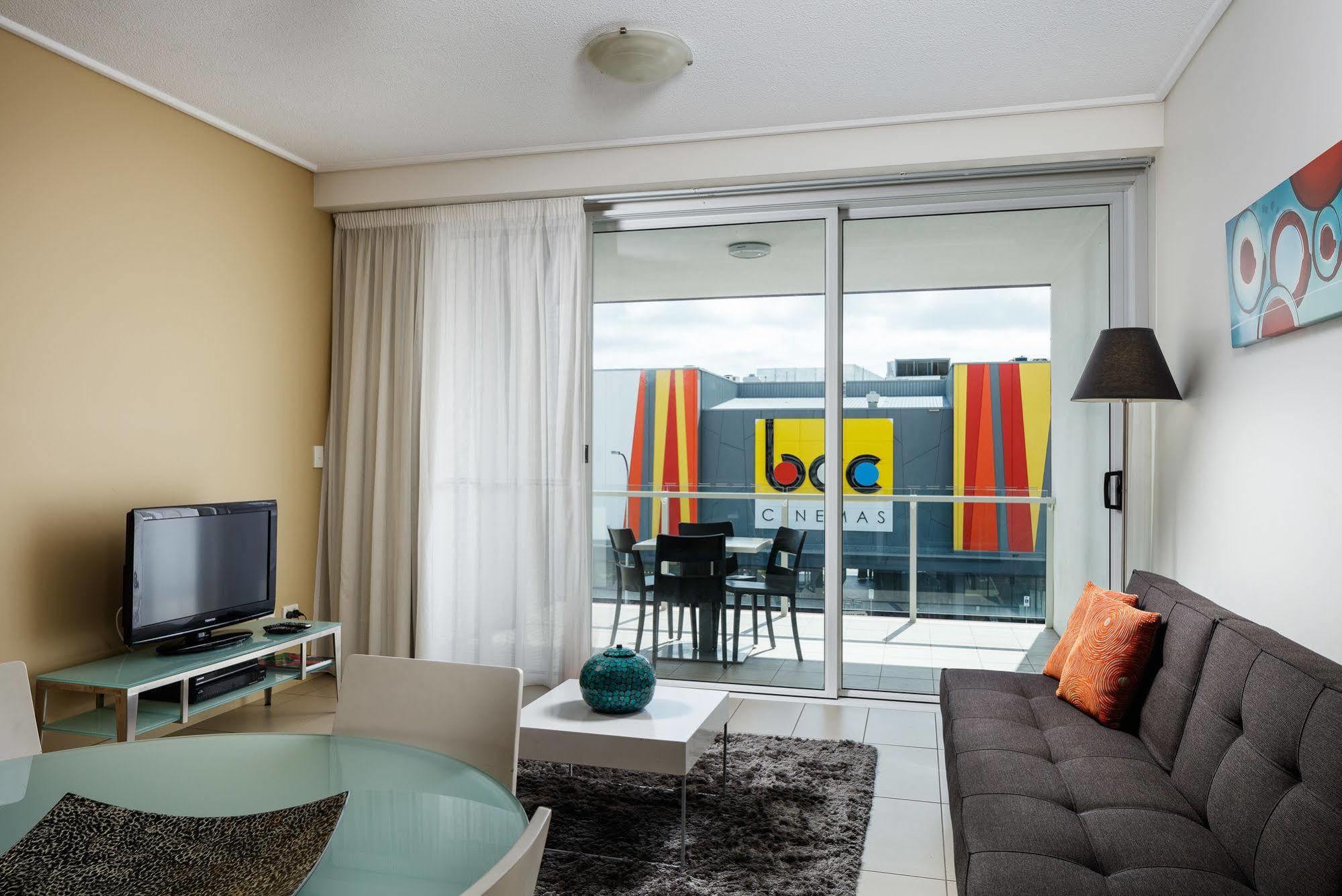 Holborn 4* Townsville