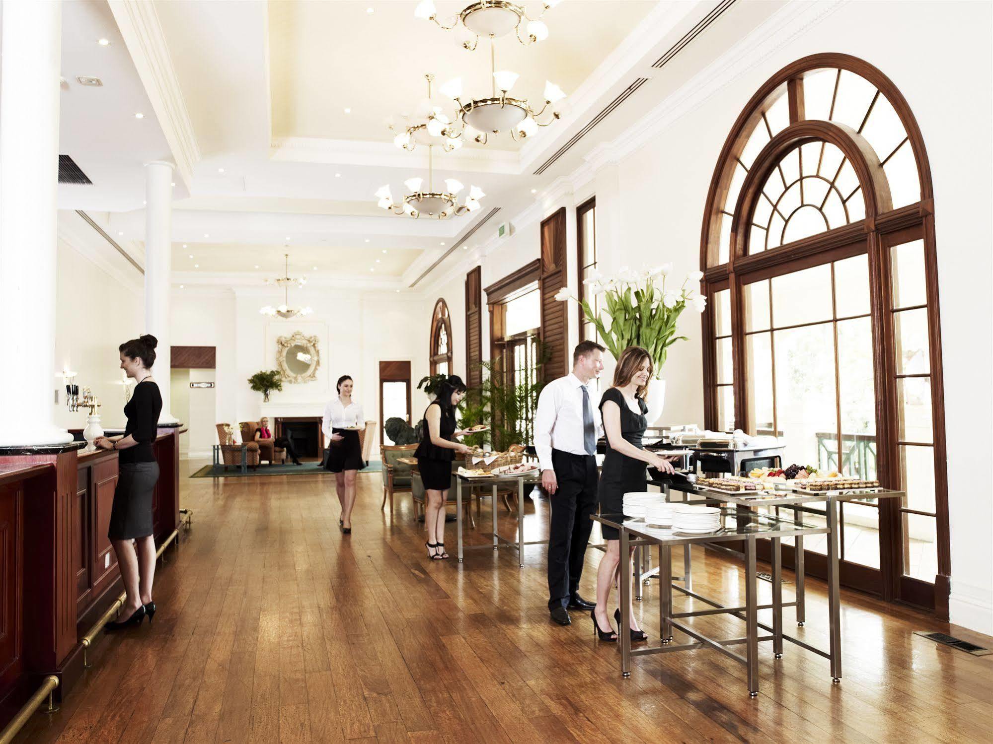 Rydges Southbank 4*