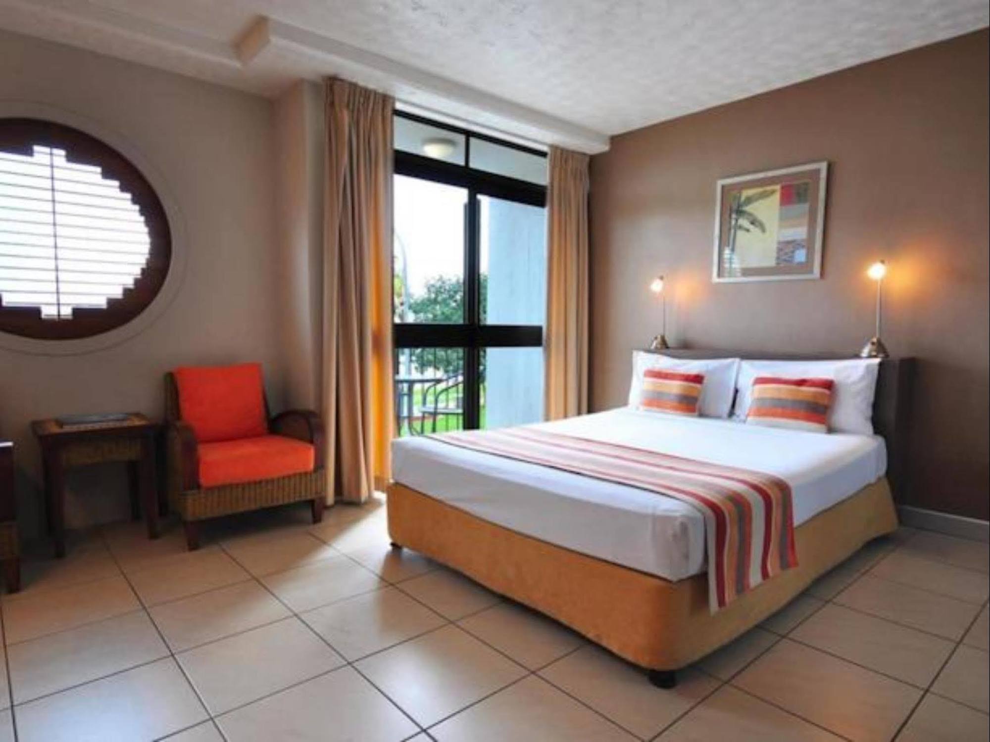 Waters Edge The 4* Townsville