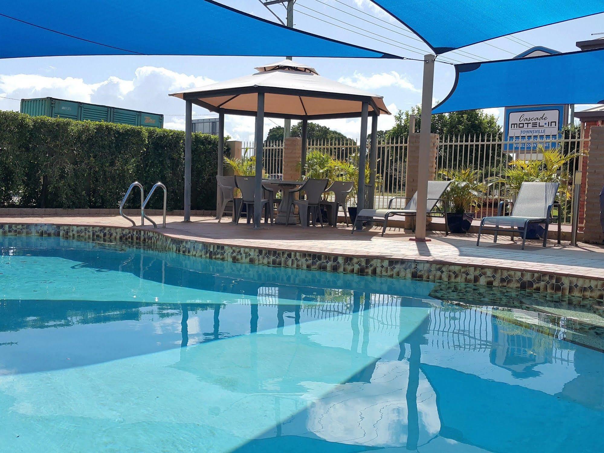 Motel Cascade In 3*