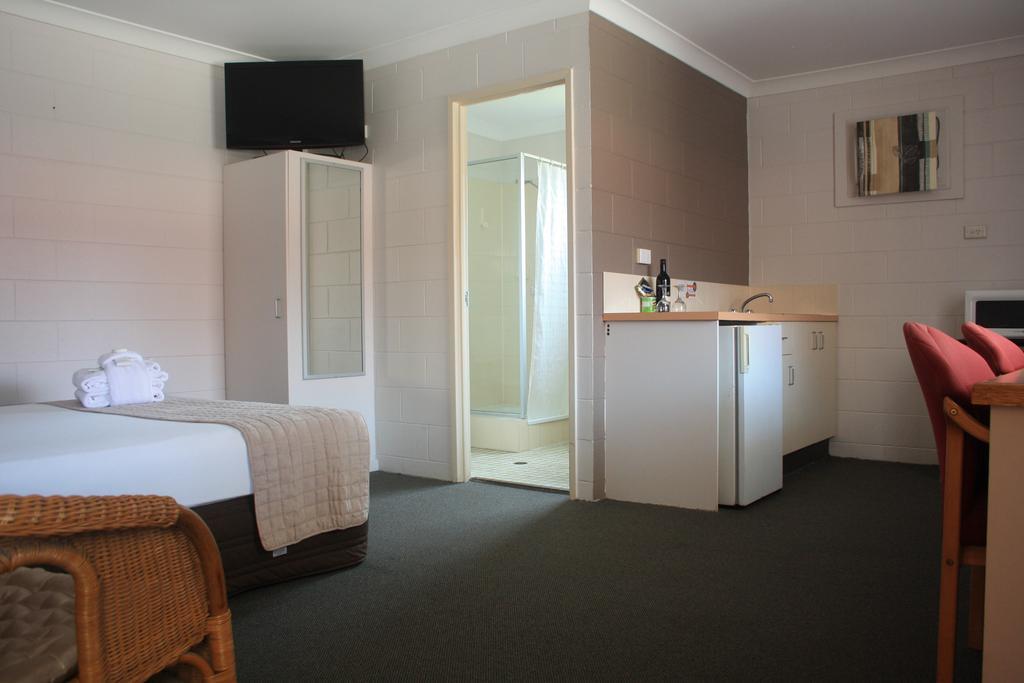 Castle Crest Motel Townsville