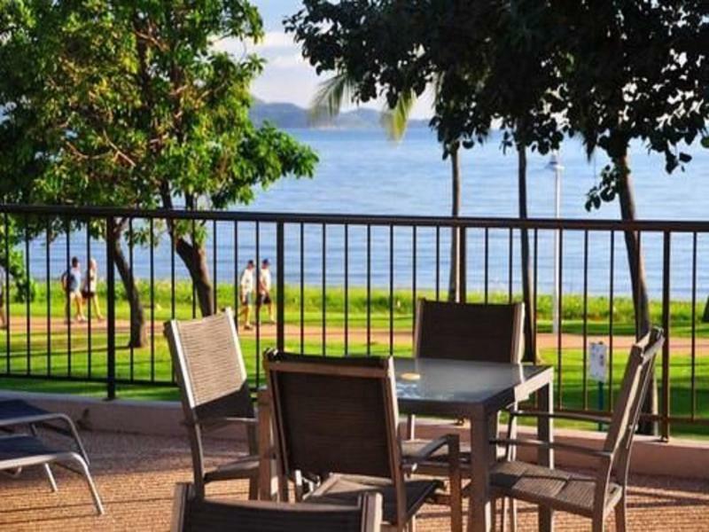 Hotel Waters Edge The 4*