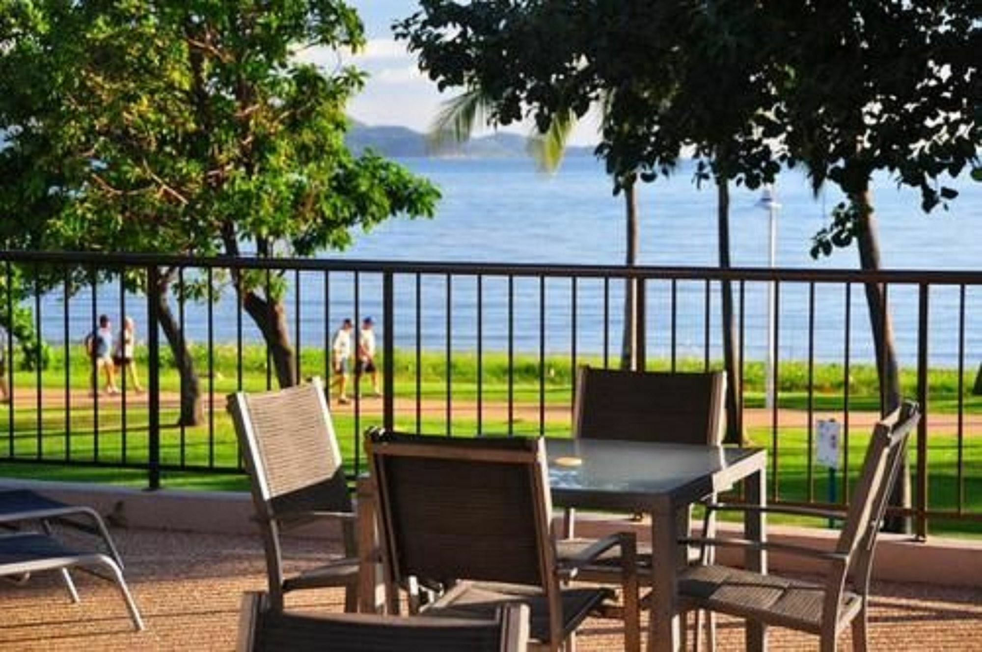 Waters Edge The Townsville