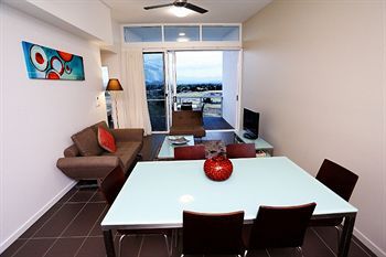 Holborn Aparthotel 4*