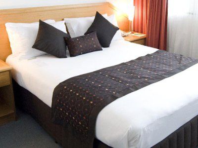 Madison Plaza 4*